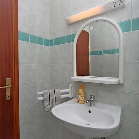 Apartman With Parking Space Silo, Krk - 25496 *